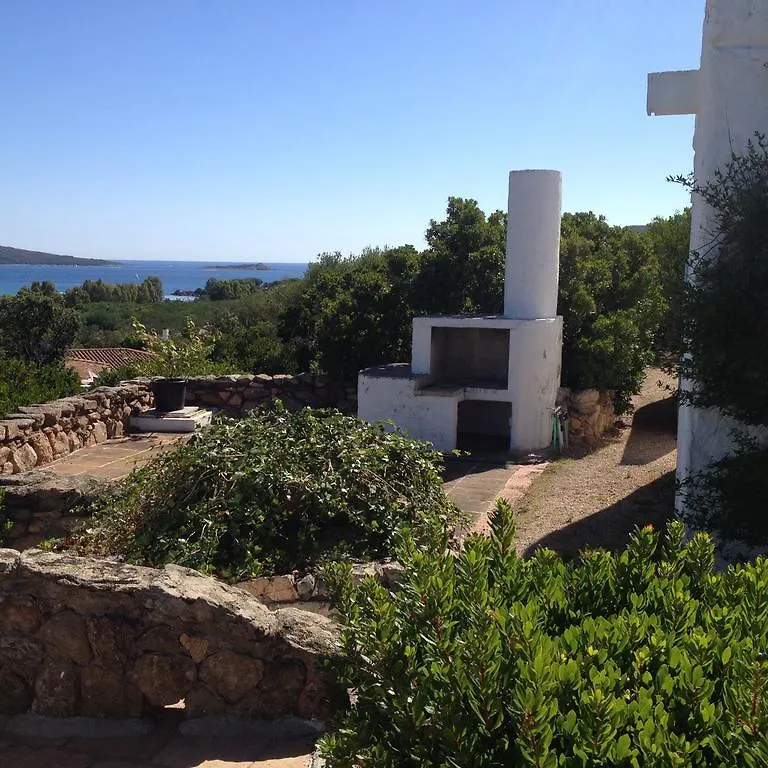 Villa Lu Impostu San Teodoro  Vakantiehuis San Teodoro (Sardinia)