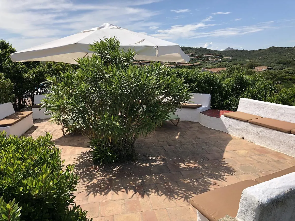 Villa Lu Impostu San Teodoro  Vakantiehuis San Teodoro (Sardinia)