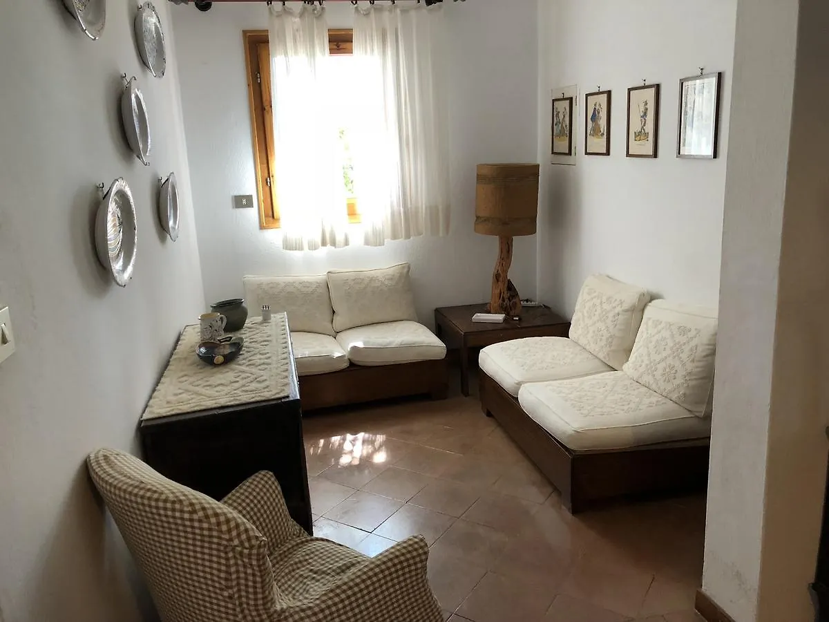 Villa Lu Impostu San Teodoro  Vakantiehuis